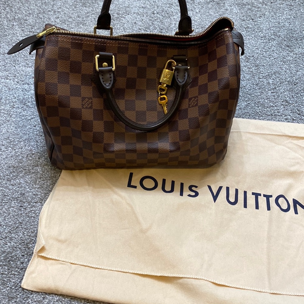 Louis Vuitton Speedy 30